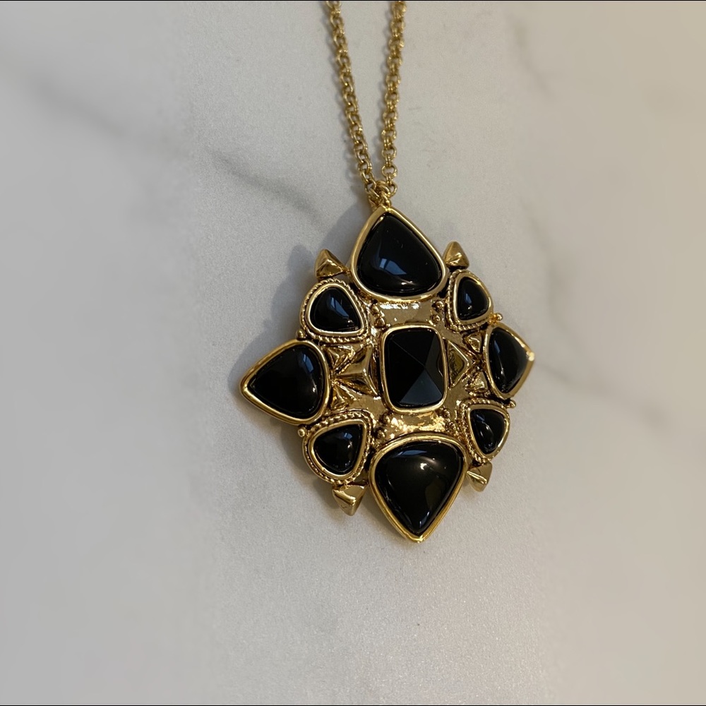 Black Stone Gold Pendant Necklace